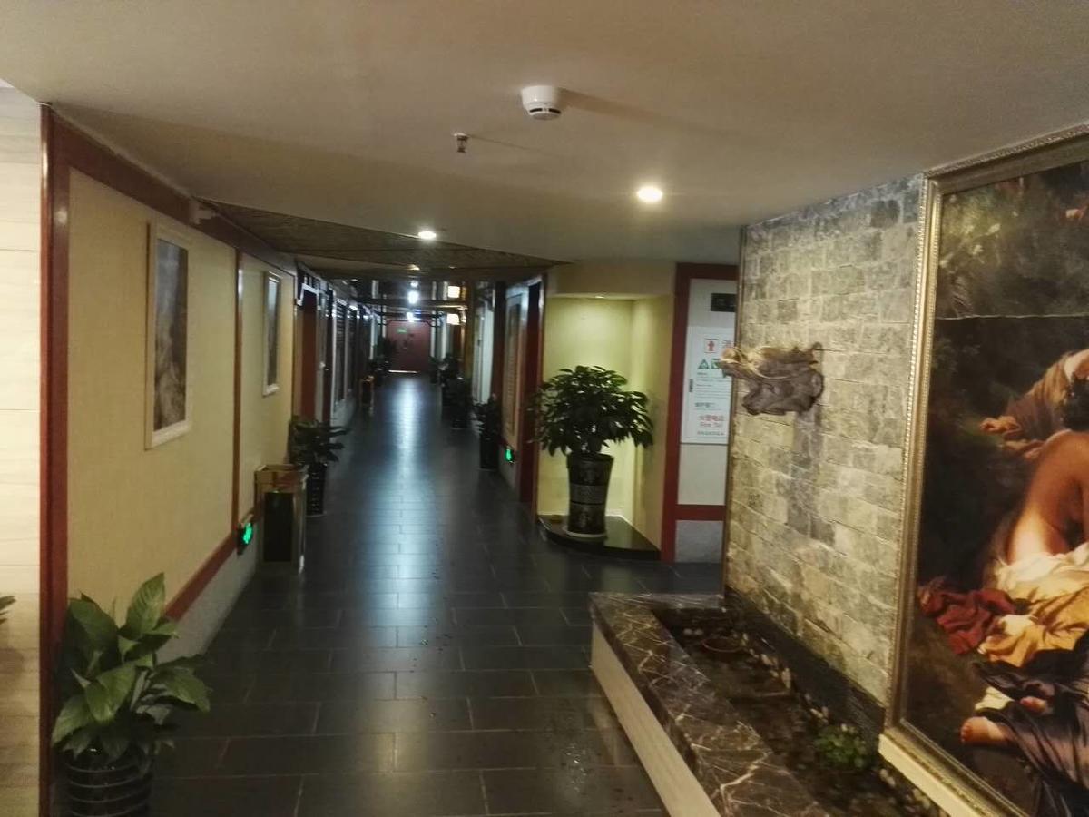 Vienna International Hotel Zhangjiajie Tianmen Mountain Экстерьер фото