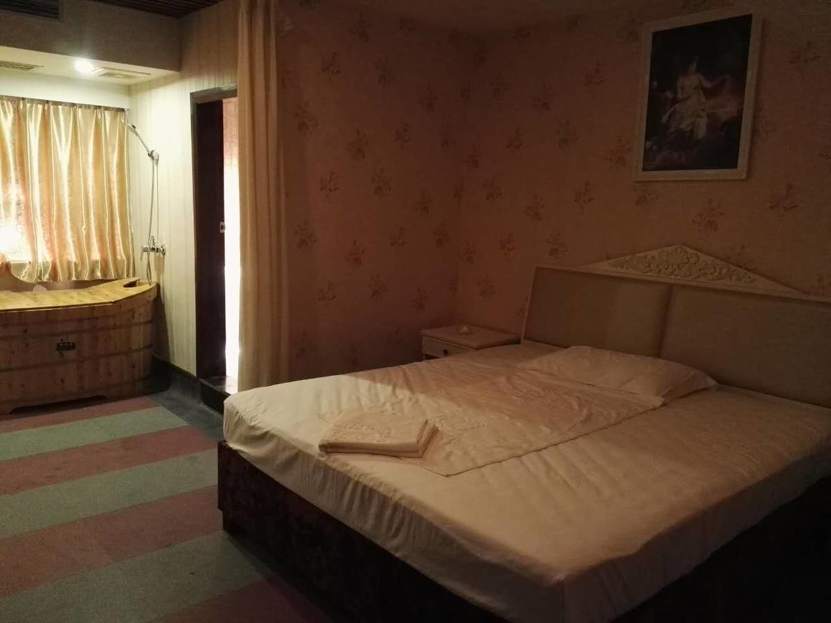 Vienna International Hotel Zhangjiajie Tianmen Mountain Экстерьер фото